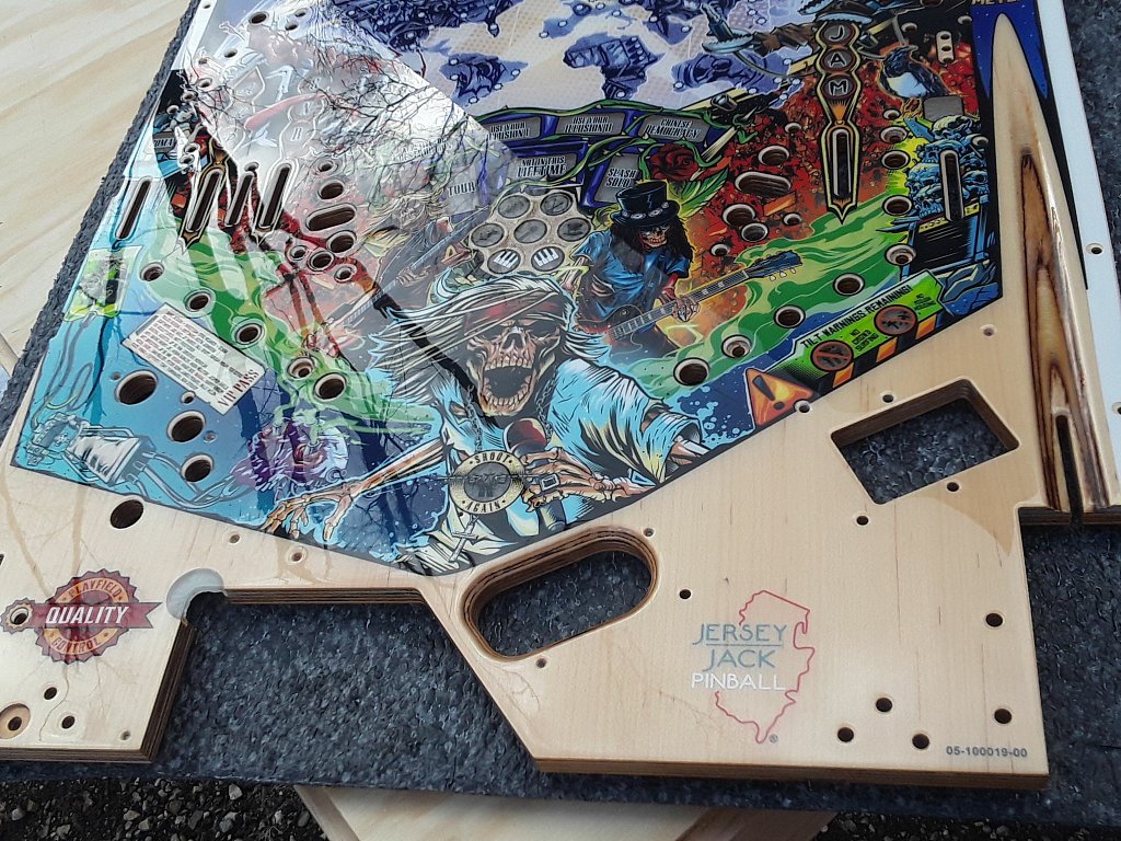 JJP Guns and Roses NOS playfields CE edition